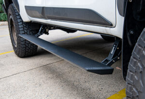 hilux n80 electric side steps, eboards electric running boards, toyota hilux n80