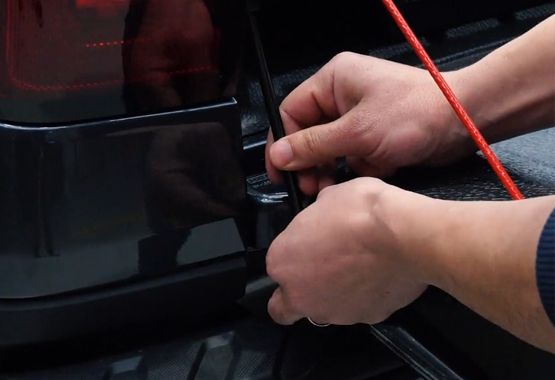 hsp tailgate assist A 4x4 tailgate assist is an aftermarket accessory kit, typically featuring gas struts and mounting hardware, designed to control the opening speed and reduce the lifting weight of a ute 4x4 heavy tailgate