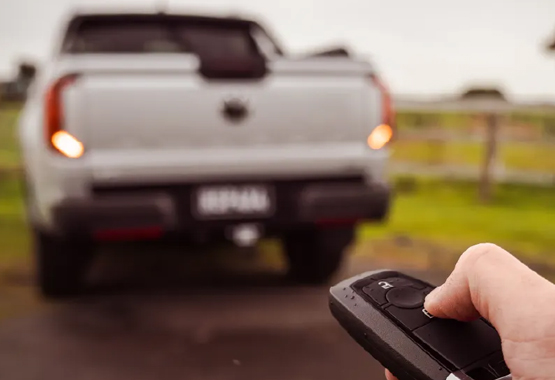 hsp tailgate lock 4x4 tailgate lock or tailgate central locking kit aftermarket or OEM accessory that locks your UTE 4x4 tailgate automatically using your vehicle's existing key fob.