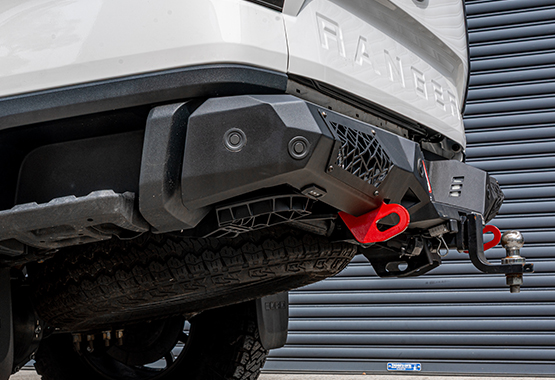 supreme electric rear step, automatic deploying step when tailgate opens and retracts automatically when tailgate closes, easily get into and out of 4x4 ute tub, with led lights