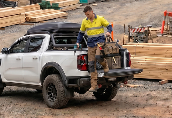 supreme electric rear step, automatic deploying step when tailgate opens and retracts automatically when tailgate closes, easily get into and out of 4x4 ute tub, with led lights