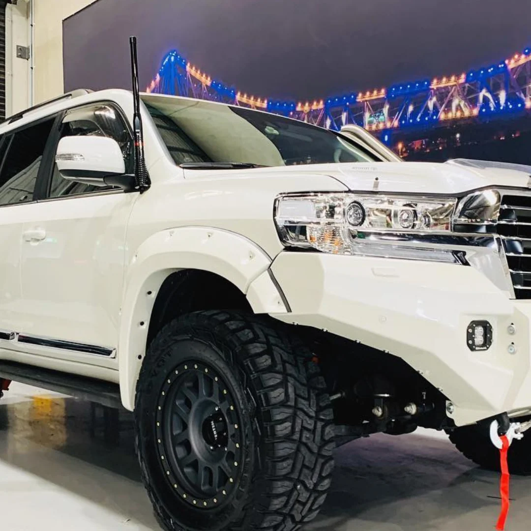 Toyota LandCruiser LC200 UHF Aerial Bracket